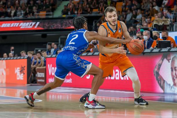 奋的表现为 奋的表现为